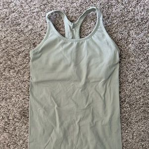pastel green tank top size 6